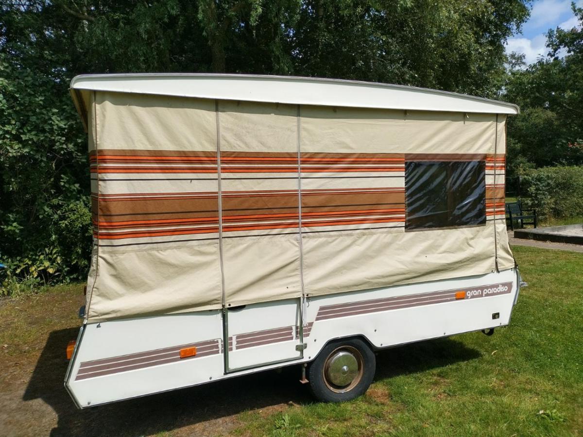 Old Timer Vouwwagen Tynaarlo Екстер'єр фото